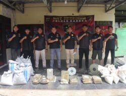 Satreskrim Polres Bangka Berhasil mengungkap Aktivitas Peleburan Timah Ilegal dan Sita Balok Timah